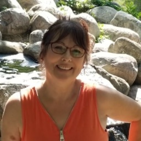 Meet your Posher, Shirley - Picture 1 of 1